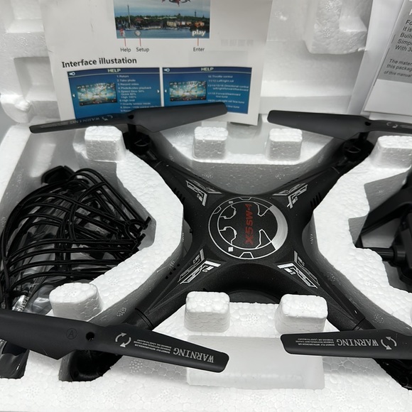 EMITTER—4CH 2.4G —Remote Control Quadcopter (Price is Firm) - Picture 4 of 6